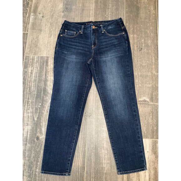 Chico’s So Slimming Girlfriend Ankle Jeans size 00 Medium Blue Denim - Picture 2 of 5